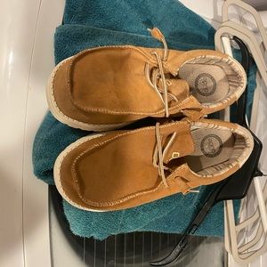 Hey dude Wally’s 11